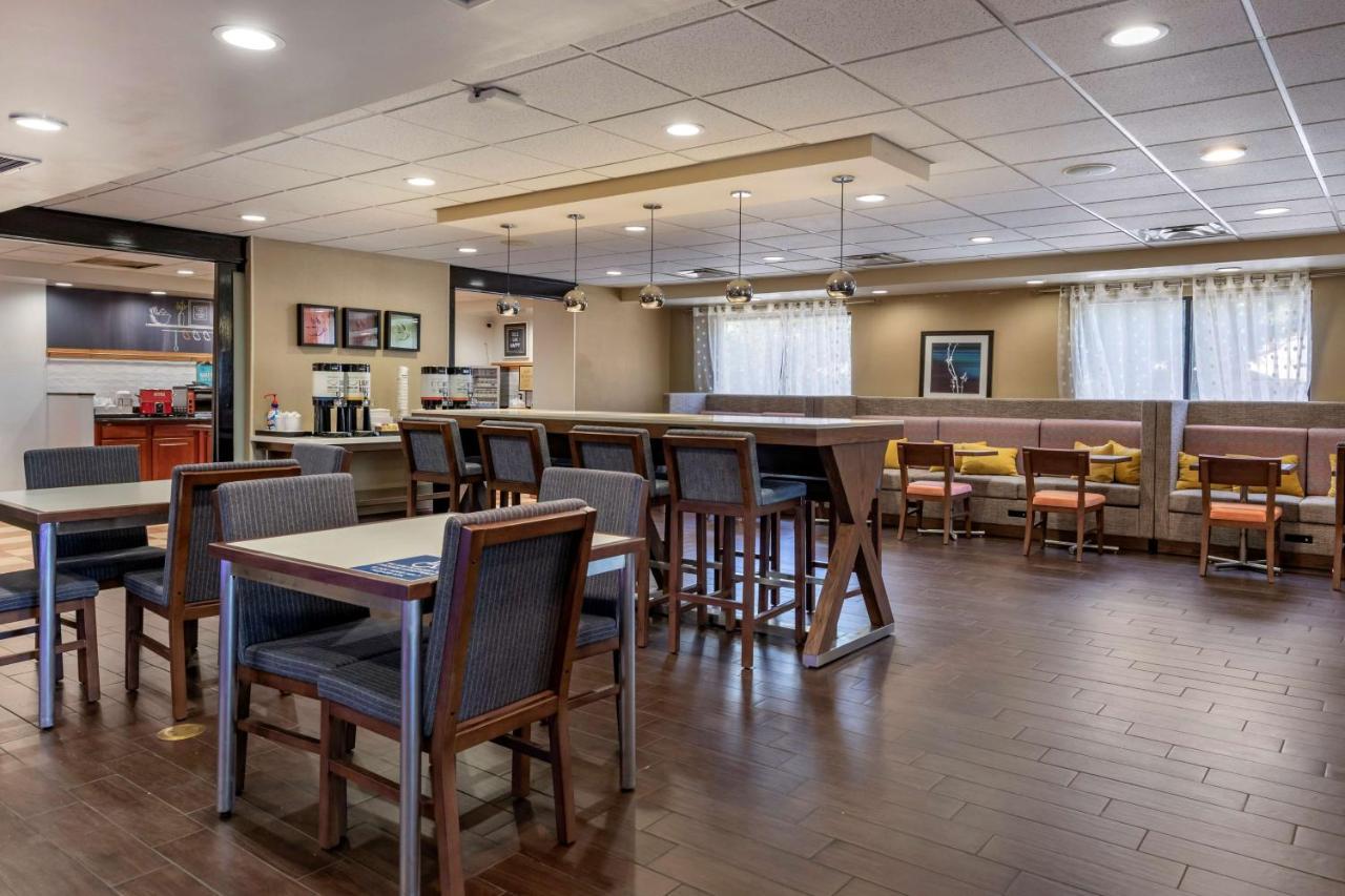Hampton Inn Norco/Corona Luaran gambar
